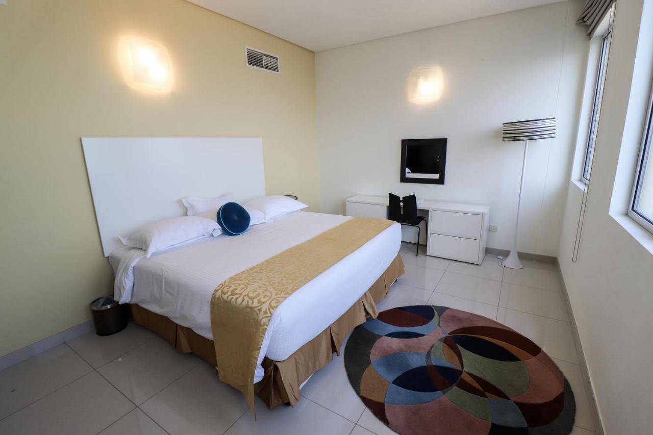 Gulf Suites Hotel Amwaj Al-Manamah Bagian luar foto