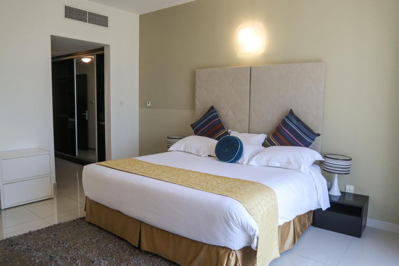 Gulf Suites Hotel Amwaj Al-Manamah Bagian luar foto